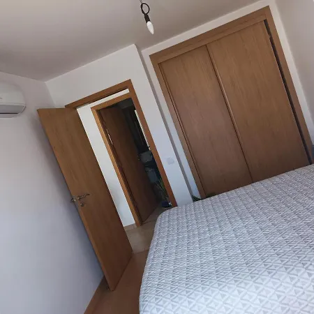 Com Terraco Apartment *